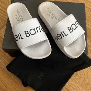 Neil Barrett Boy White Flip Flops Sandals Slides Size 31 13